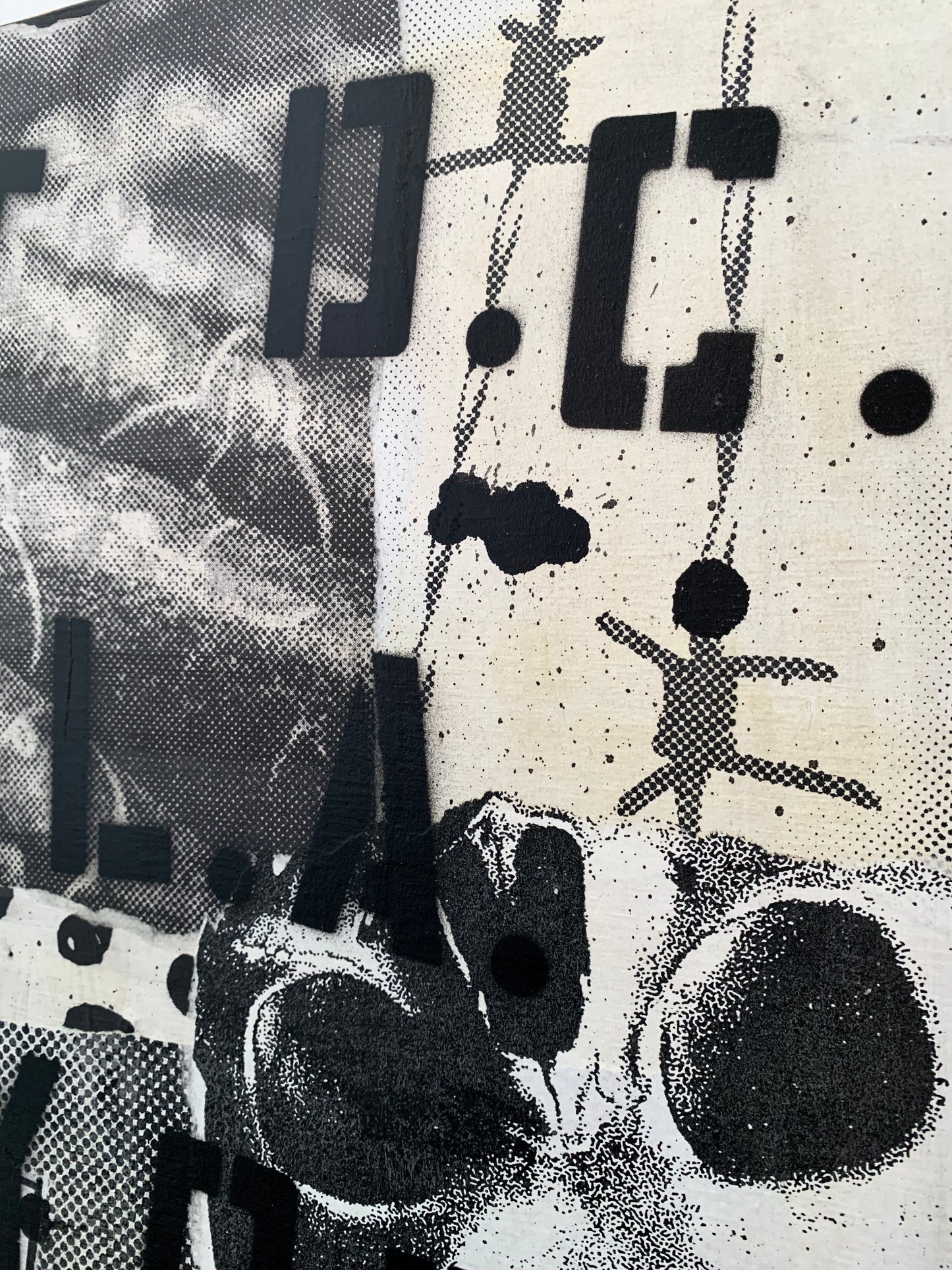 "WORLDWIDE ANARCHY" - PUNX NOT DEAD