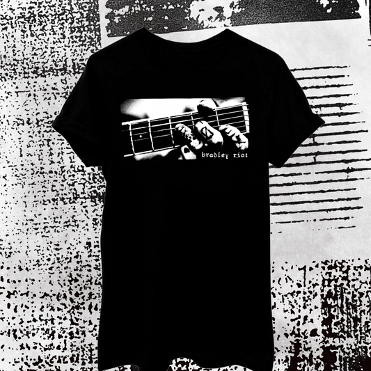 Bradley Riot - "XOXO" T-Shirt